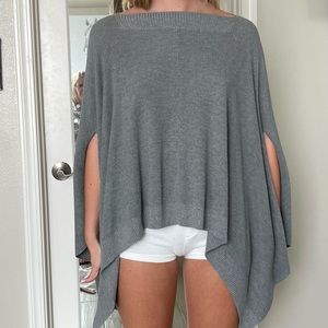 Cozy Lululemon poncho in light gray